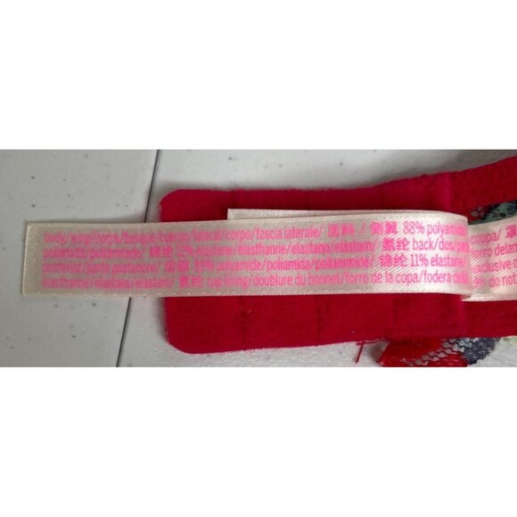 Pink Victorias Secret Date Push Up Bra Bralette Small Red Sexy Lace Padded - Picture 10 of 12